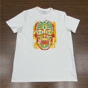 Under Armour White Tee with Colorful Skull Design Size Medium Men’s